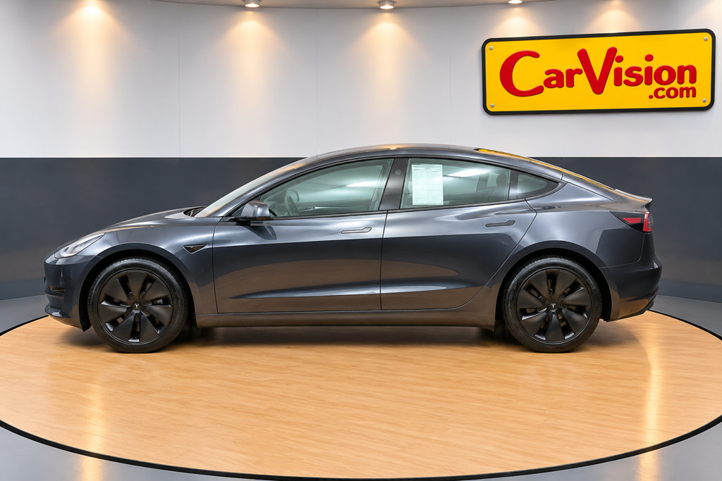 Used 2024 Tesla Model 3 Standard Range RWD image 3
