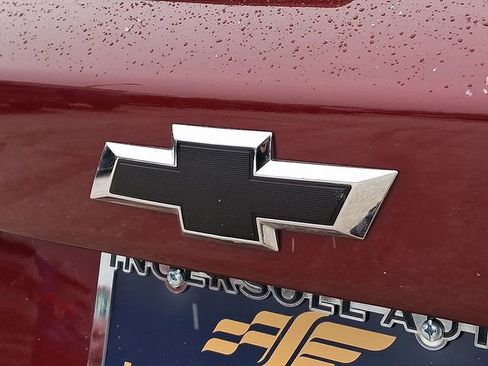 Used 2025 Chevrolet Trax RS w/ Driver Confidence Package image 33