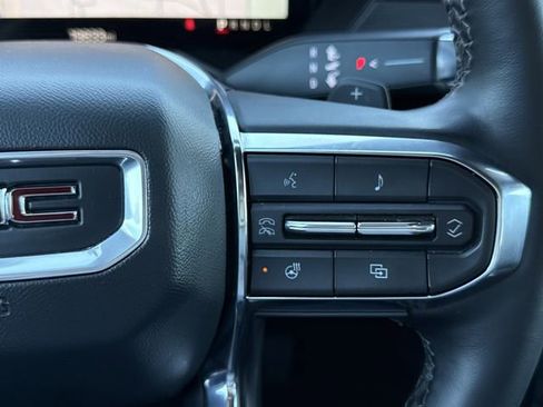 Certified 2025 GMC Acadia Elevation image 18