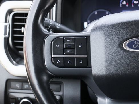 Used 2023 Ford F250 Lariat w/ Black Appearance Package image 24