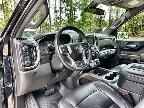 Certified 2021 Chevrolet Silverado 1500 RST AWD/4WD image 10