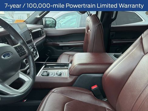 Used 2024 Ford Expedition Limited image 4