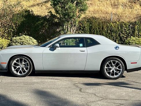Used 2022 Dodge Challenger GT image 7