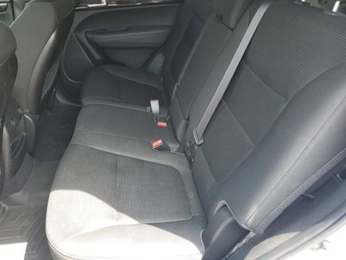 Used 2014 Kia Sorento LX FWD image 12