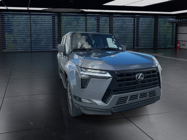 Used 2024 Lexus GX 550 w/ Cold Area Package AWD/4WD image 3