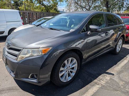 Used 2013 Toyota Venza LE FWD image 5