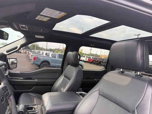 Used 2025 Ford F150 Lariat AWD/4WD image 28