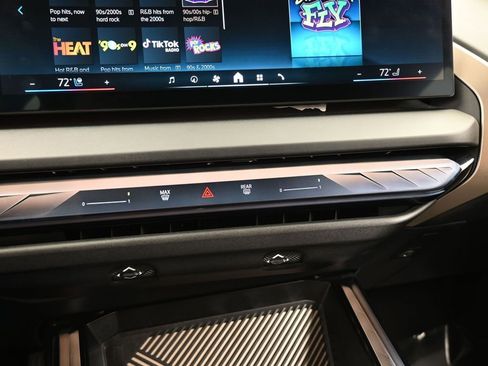 Used 2025 BMW X3 xDrive30i image 25