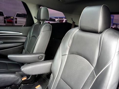 Used 2021 Buick Enclave Avenir w/ Avenir Technology Package image 31