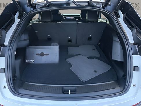 Used 2024 Jeep Wagoneer Launch Edition image 31