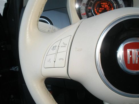 Used 2014 FIAT 500 Pop image 34