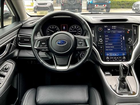 Used 2021 Subaru Outback Limited image 9