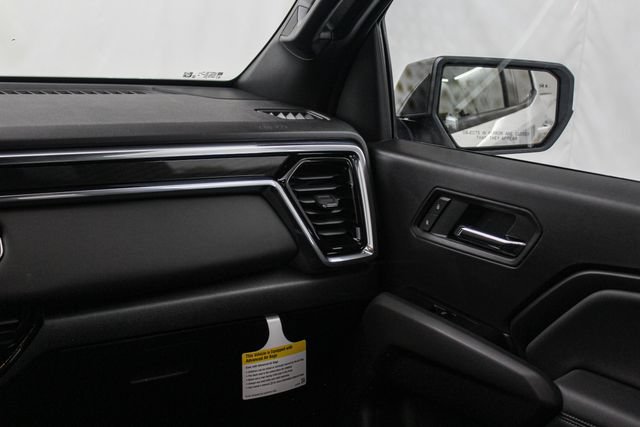 New 2026 GMC Canyon Elevation w/ Convenience Package AWD/4WD image 17