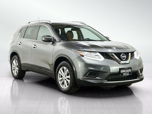 Used 2016 Nissan Rogue SV AWD/4WD image 7