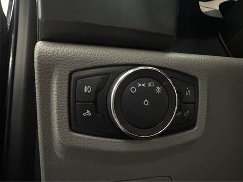 Used 2017 Ford F150 XLT w/ Equipment Group 302A Luxury image 18