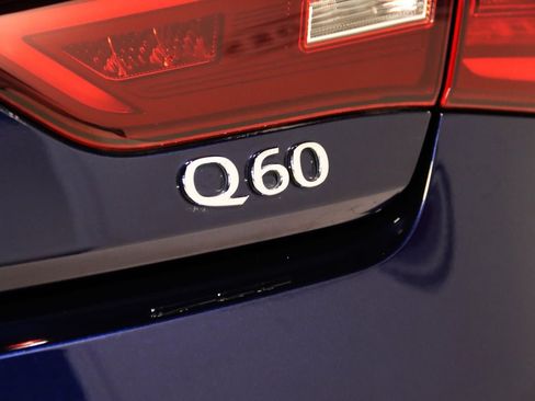 Used 2021 INFINITI Q60 3.0t Luxe w/ Essential Package RWD image 14