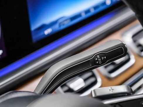 Certified 2025 Mercedes-Benz GLE 580 4MATIC image 18