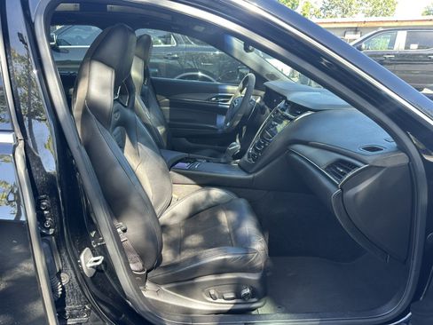 Used 2016 Cadillac CTS V w/ Luxury Package RWD image 19