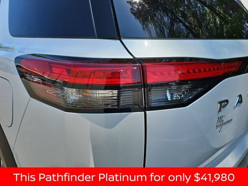 Used 2025 Nissan Pathfinder Platinum w/ Cargo Package AWD/4WD image 21