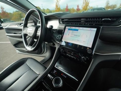 Used 2021 Jeep Grand Cherokee L Limited image 34