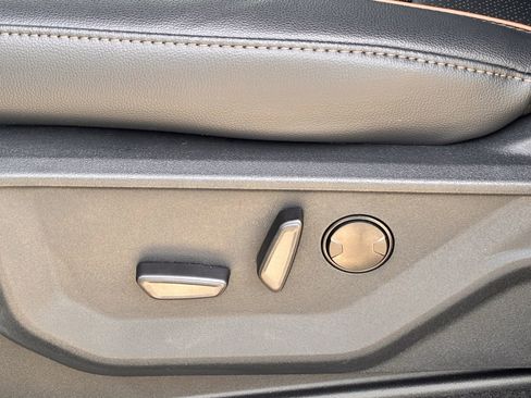 New 2026 Ford F250 Lariat w/ Lariat Premium Package image 21