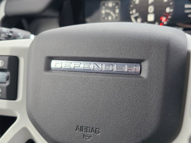 Used 2025 Land Rover Defender 110 S AWD/4WD image 32