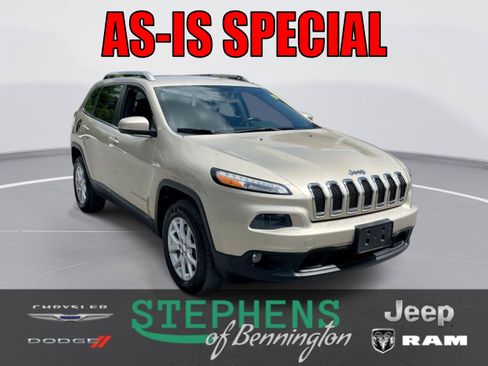 Used 2014 Jeep Cherokee Latitude AWD/4WD image 1