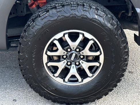 Used 2022 Ford F150 Raptor w/ Equipment Group 801A High AWD/4WD image 9