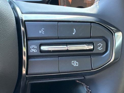 New 2026 GMC Canyon AT4 image 19