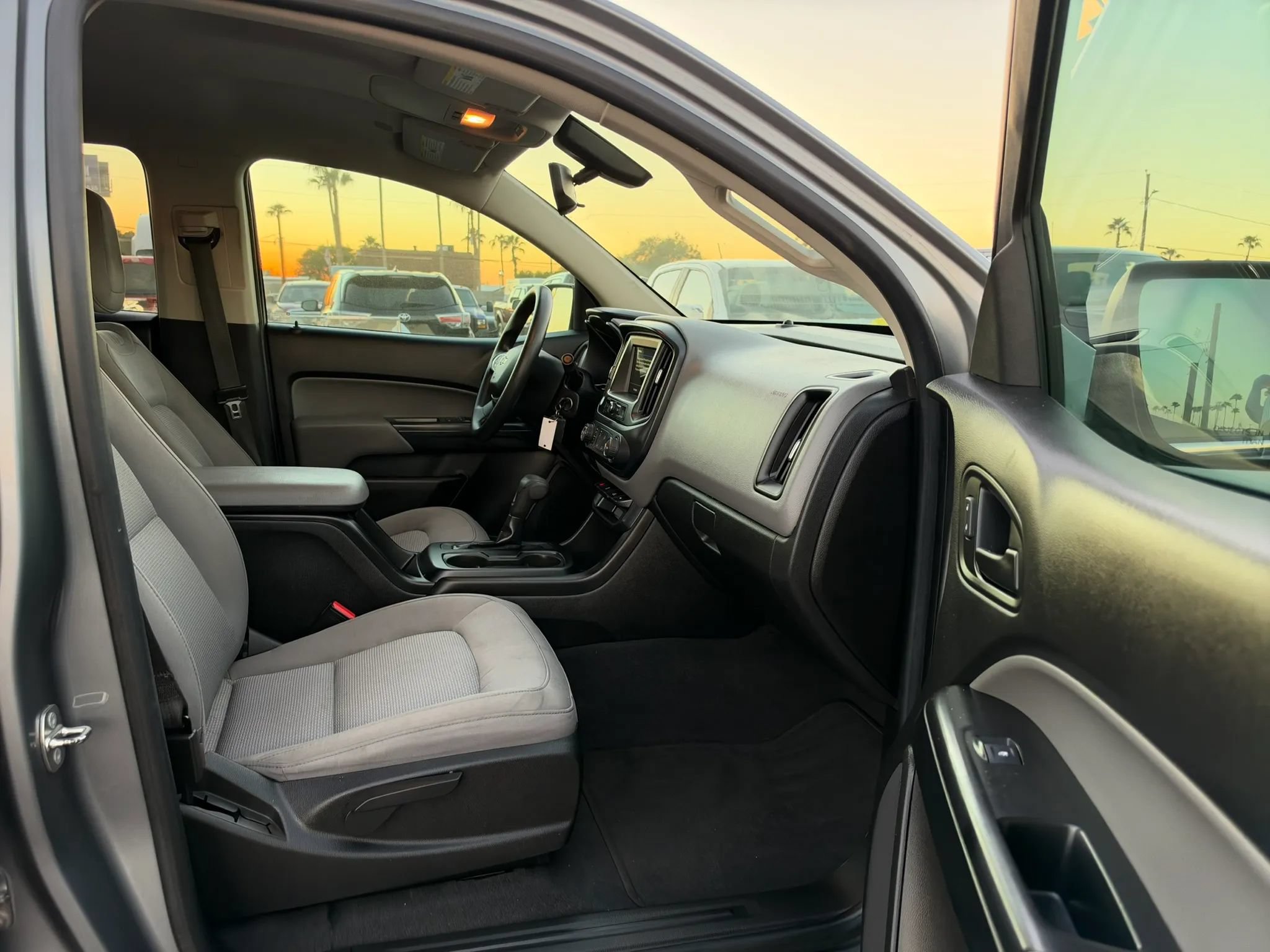 Used 2019 Chevrolet Colorado W/T w/ WT Convenience Package RWD image 23