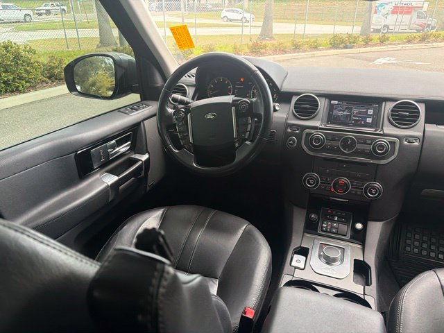 Used 2016 Land Rover LR4 HSE AWD/4WD image 11