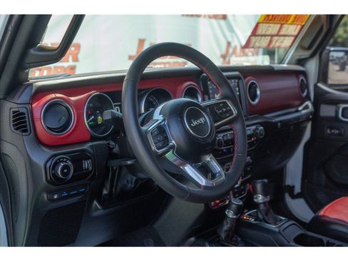 Used 2023 Jeep Wrangler Unlimited Rubicon 4xe AWD/4WD image 35