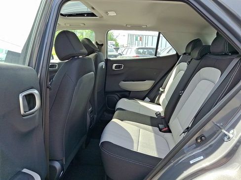 New 2026 Hyundai Venue SEL FWD image 5