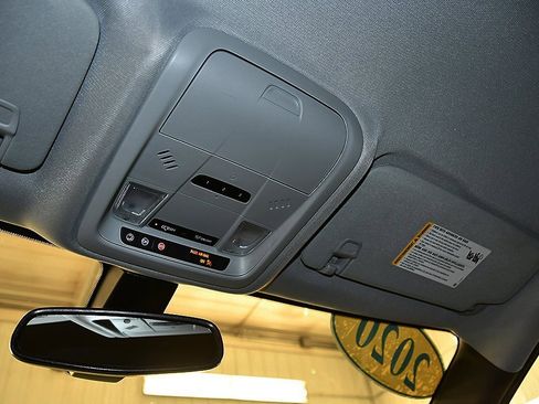 Used 2020 Chevrolet Blazer LT image 25