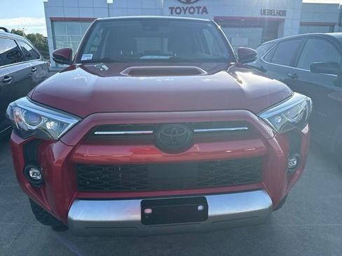 Used 2021 Toyota 4Runner TRD Off-Road Premium w/ Moonroof Package AWD/4WD image 14