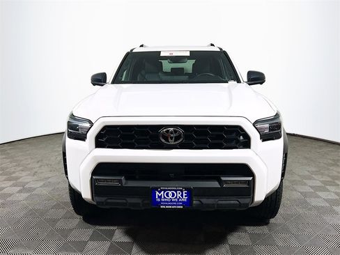 Certified 2025 Toyota 4Runner TRD Off-Road Premium image 3