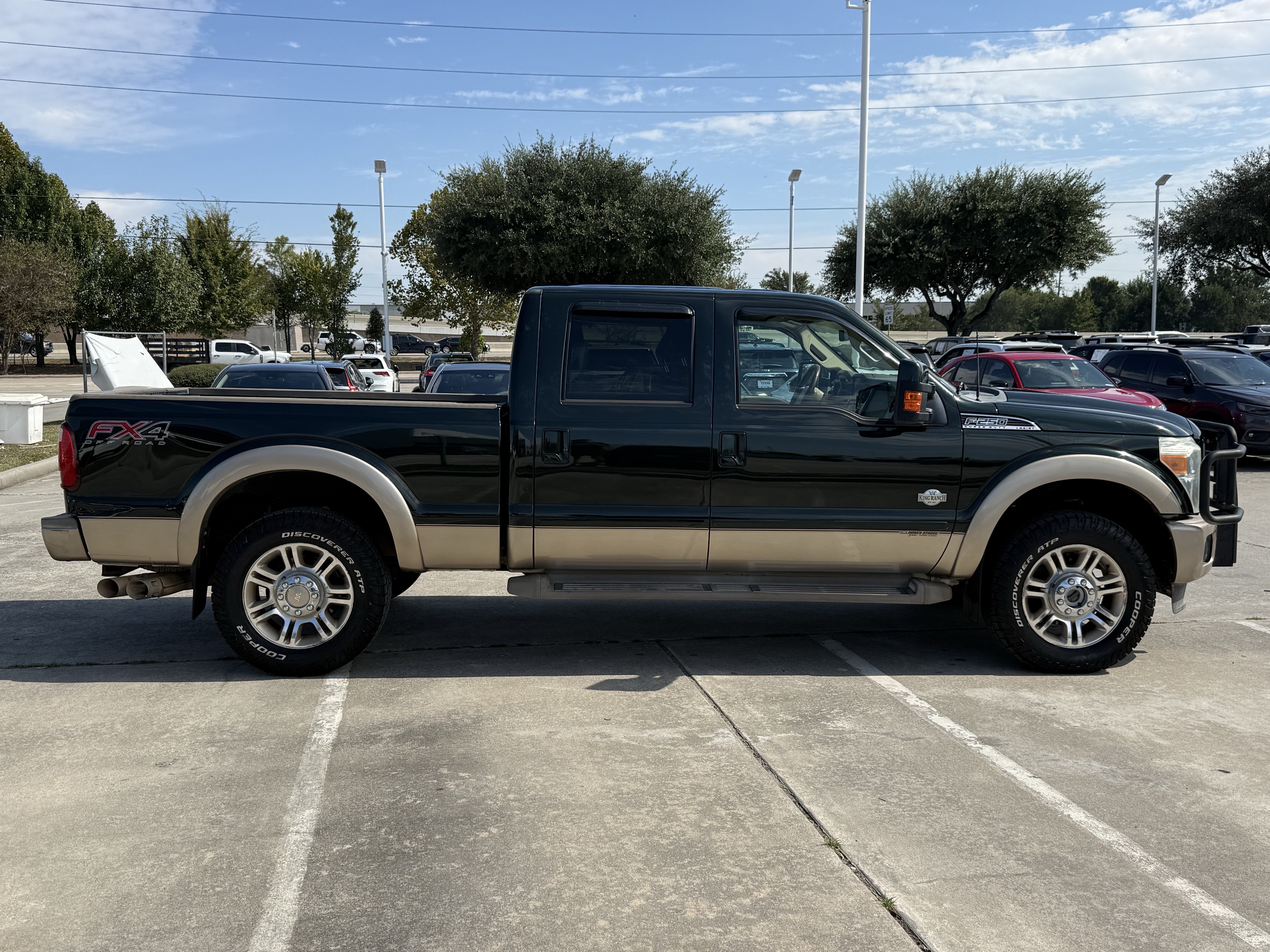 Used 2014 Ford F250 King Ranch w/ FX4 Off-Road Package AWD/4WD image 3