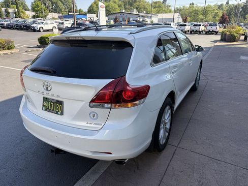 Used 2015 Toyota Venza LE AWD/4WD image 5