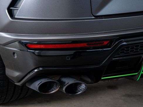 Used 2019 Lamborghini Urus image 27