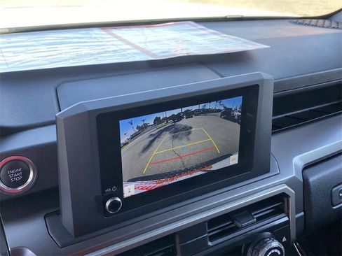 Certified 2025 Toyota 4Runner SR5 image 28