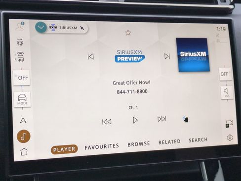 Used 2024 Land Rover Range Rover Velar Dynamic SE image 19