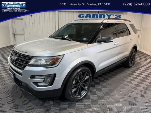 Used 2017 Ford Explorer XLT w/ Equipment Group 202A AWD/4WD image 1