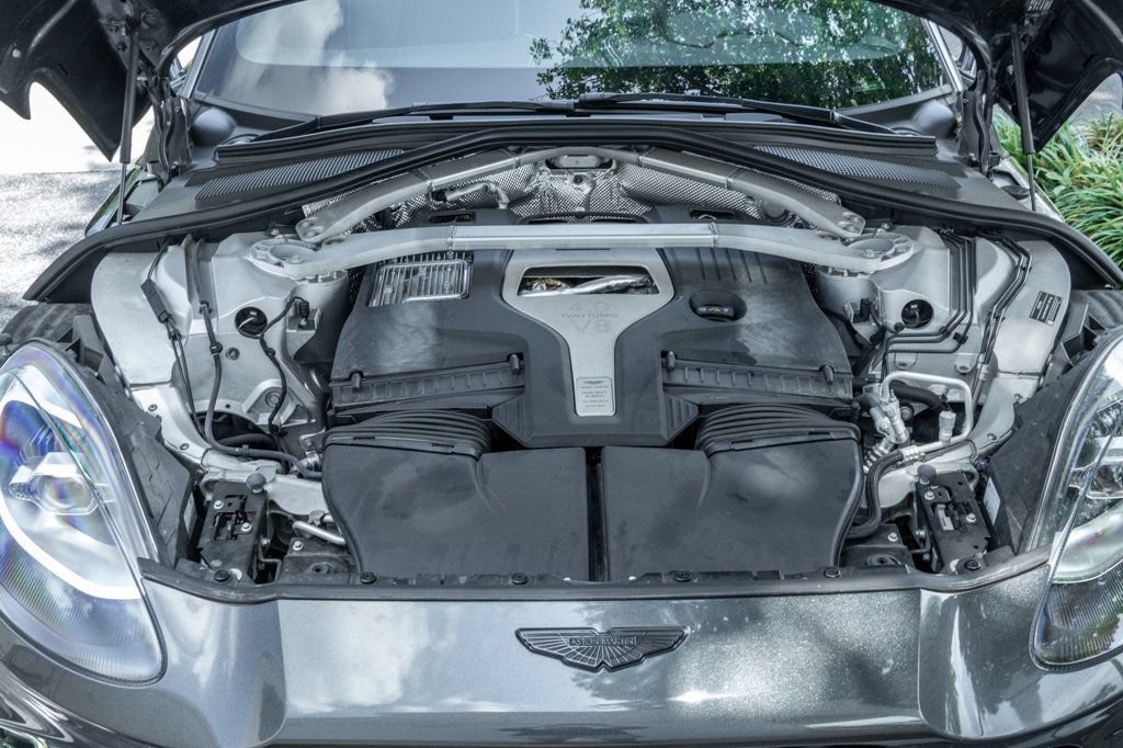 Used 2021 Aston Martin DBX AWD/4WD image 33
