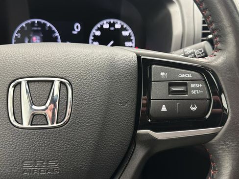Used 2025 Honda Odyssey Sport-L image 19