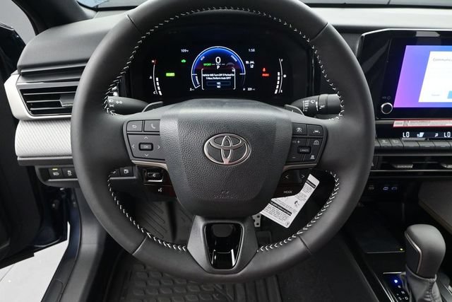 New 2026 Toyota Camry SE FWD image 5
