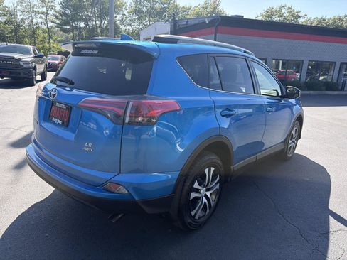 Used 2017 Toyota RAV4 LE w/ All Weather Liner Package AWD/4WD image 5