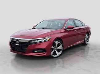 Used 2018 Honda Accord Touring video 1