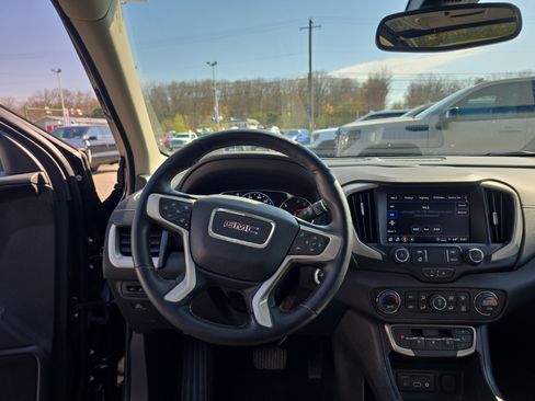 Used 2023 GMC Terrain Denali w/ LPO, Floor Liner Package AWD/4WD image 15