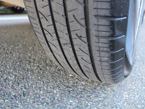 Used 2022 Subaru Outback Limited image 32