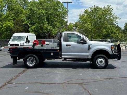 Used 2022 Ford F350 XL w/ Power Equipment Group AWD/4WD image 17